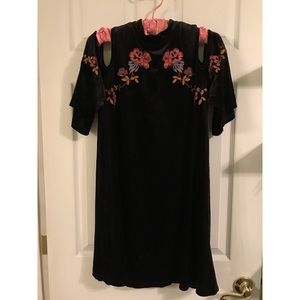 Cold Shoulder Velvet Embroidered Dress